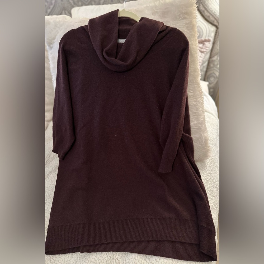 Neiman Marcus The Cashmere Collection 100% Cashmere Burgundy Cowl Neck Sweater